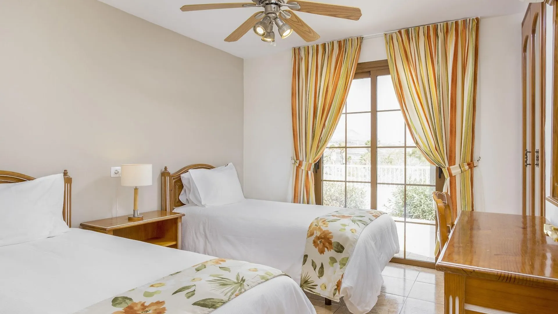 *** Hotel apartamentowy Royal Tenerife Country Club San Miguel de Abona Hiszpania